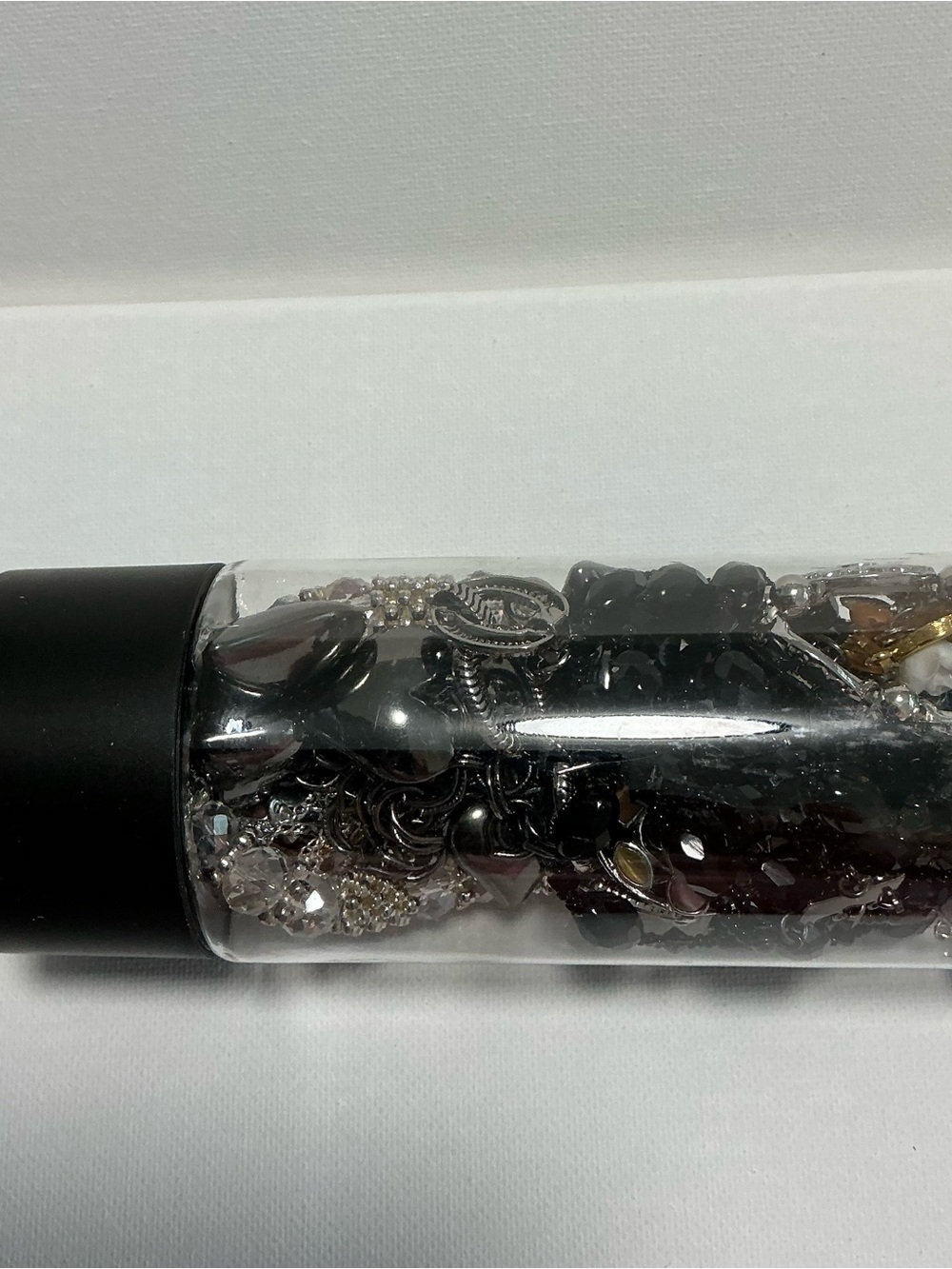 Clear Jewelry Tube Filled with 25 Mixed Costume Jewelry Multicolor Items. - Picture 7 of 15